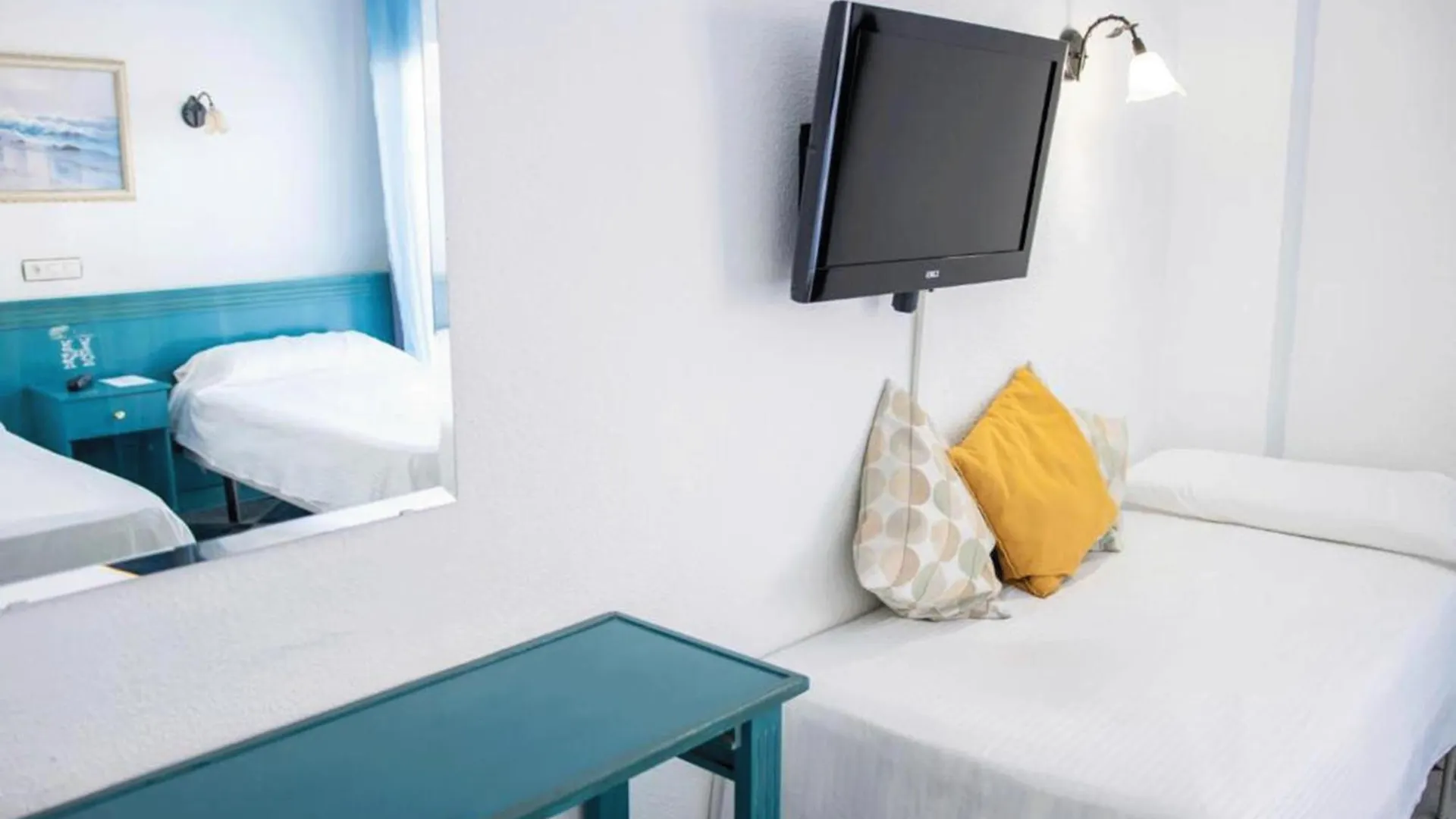Hotel Agur Fuengirola 2*,
